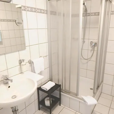 Отель Garni Am Brunnenplatz 3*