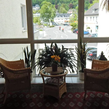 Garni Am Brunnenplatz Otel 3*