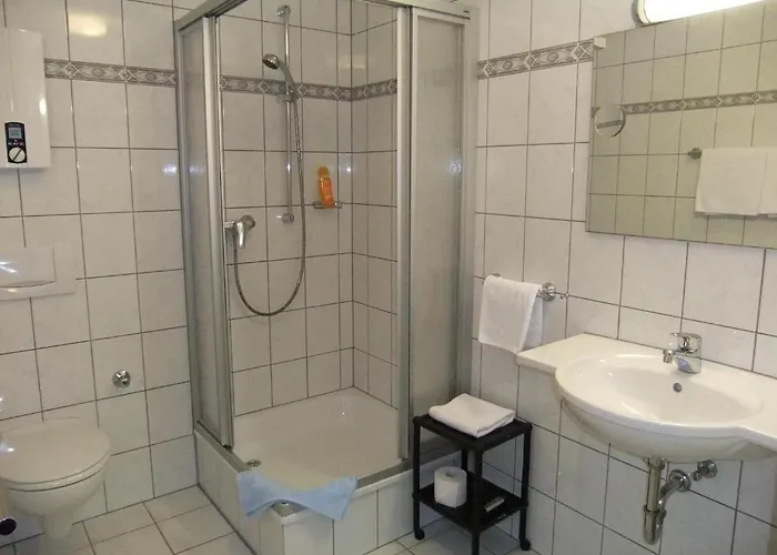 Garni Am Brunnenplatz 호텔 게롤슈타인